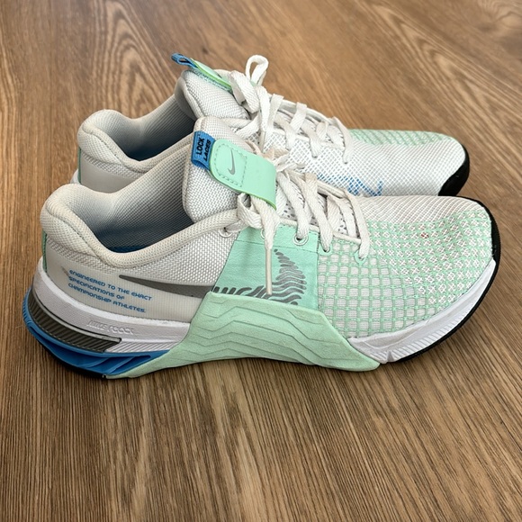 Nike Metcon Sneakers - Picture 5 of 6